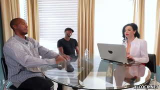 ���່ອນ Avluv ເຈົ້າບໍ່ໄດ້ຄິດວ່າຫຼາຍກ່ຽວກັບການສີ້ຈາ