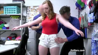 ���ಪ್ಪ ಮೊಲೆಯ ಹದಿಹರೆಯದ ಸುಂದರಿ ಬಾಯಿಯಿಂದ ಜುಂಬು ಹಾರ್ಡ್ ಕೋರ್ ಎರಡು ಗಾರ್ಡ್