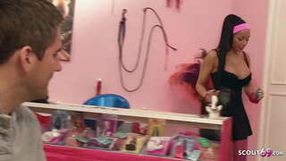 Grans Pits i el Cul Bonic Llatina Adolescent va enganyar Aspra Merda a Treballar