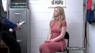 Blonde bhean Ach ann am Lane busted agus fucked