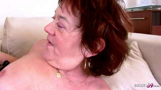 EXTREM பழைய முதிர்ந்த முதிர்ந்த ப சுய இன்பம் மற்றும் கவர்ச்சியை செக்ஸ் இளம் பையன்