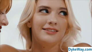 Msagaji kumbusu na ngono