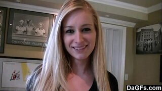 ���क सेक्स टेप बनाउन संग वास्तविक प्रेमिका