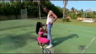 السيدة أزهار الكرز بها الوسم فريق بي بي سي