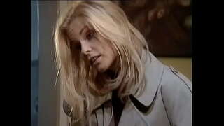 Gina, বন্য, jerks, তার মানুষ যখন ফোনে, তারপর, করে তোলে, তাকে, তথা, আগে সে পাতা