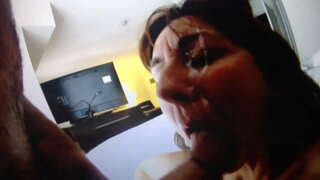 Шлюха-км мегирад бузург фишор ба худро шахси!