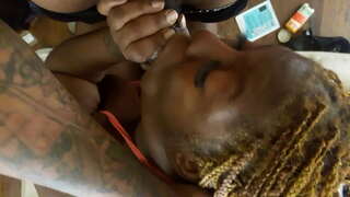 Deepthroat သေချာသောဦးခေါင်းမှ bbw ebony