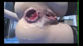 Nerdy किशोरों की मुट्ठी पंच के लिए भयानक संभोग सुख