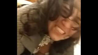 ���्यार DjOrale पाने के कैमरे पर