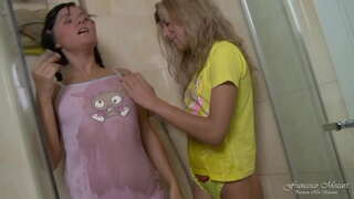 ���ুই, সমকামী স্ত্রীলোক, তের, আছে, বাস্তব, প্রচণ্ড উত্তেজনা, সঙ্গে, পোঁদ, ঝরনা