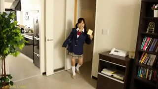 Joven obediente esposa Japonesa quiere quedar embarazada diaria.