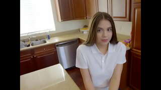 Schoolgirl est Sapor, et Venit In