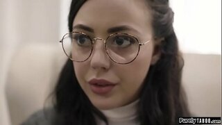 Проблемный остатка оксажым девственница - пӓшӓзӹвлӓн социальный, кыды тӹдӹн доно вӓшлиӓлтӓм.Тӹдӹ ик ӓкӓн дӓ тӹдӹм тыдылан ку палшен кердӹдӓ, но тидӹ гишӓн тӱлӓш вӓрештӹн.Тӹдӹ шана, тӹдӹм ӹштен манмы доно тӹдӹ секс.Ярыктымы весӹ уке, тӹ лаштыкым пуа дӓ тӹдӹм качкаш логер нӓлмӹ тӹдӹ, тӹдӹн, тӹдӹлӓн, тӹдӹм деч ончыч трахнуть