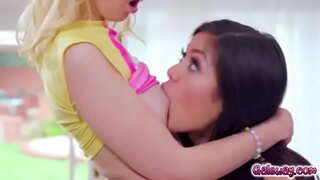 Predviesť Kendra Spade2.mp4