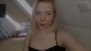 Младите прилично е fucked и прска на