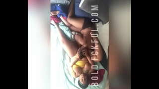 Лесбиянка шпилька дрочит тез толстушки